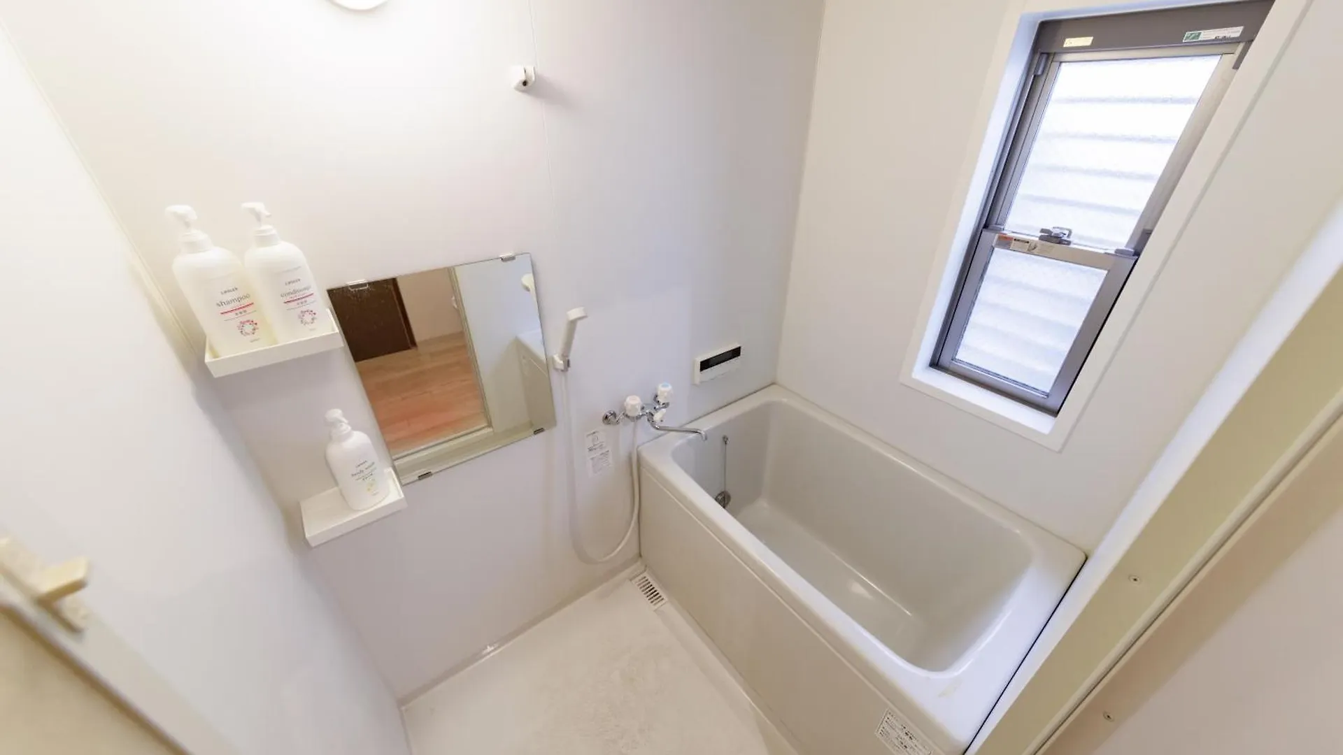 Mgi House Senbon-Kita Apartment Osaka