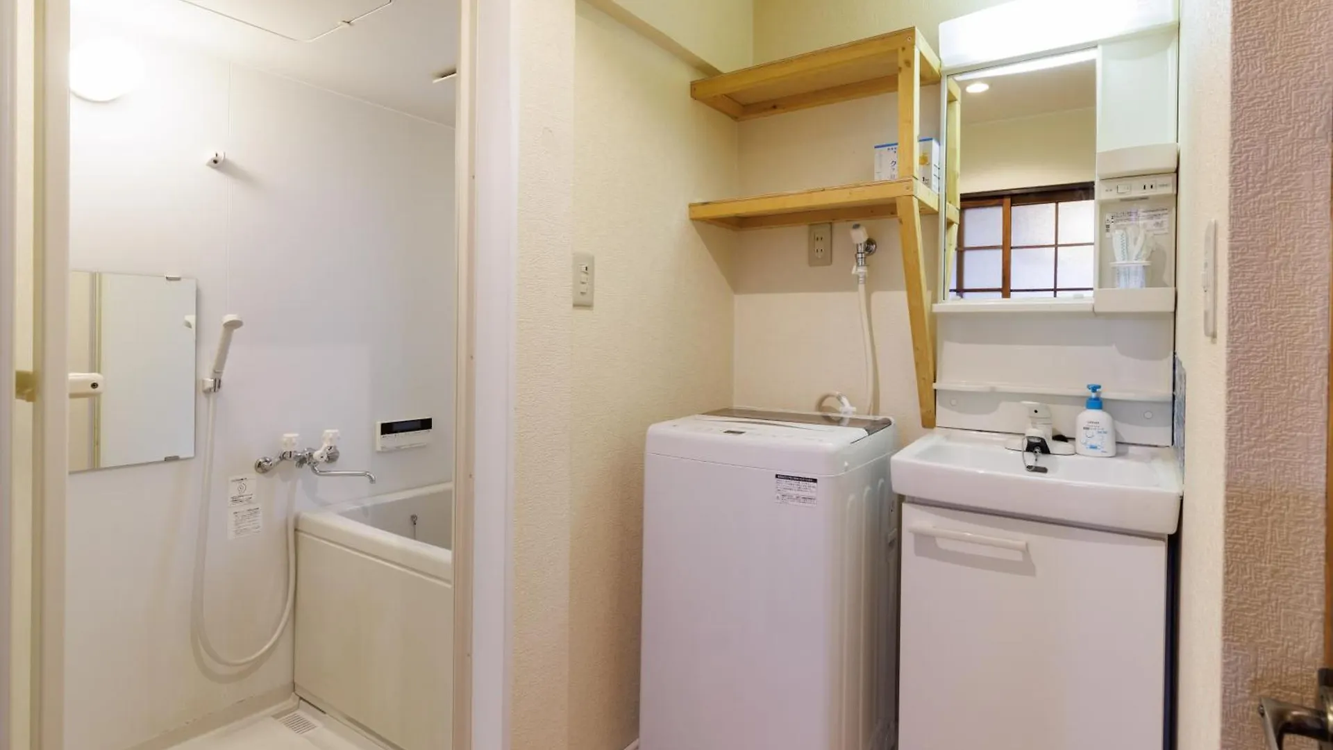 Mgi House Senbon-Kita Apartment Osaka
